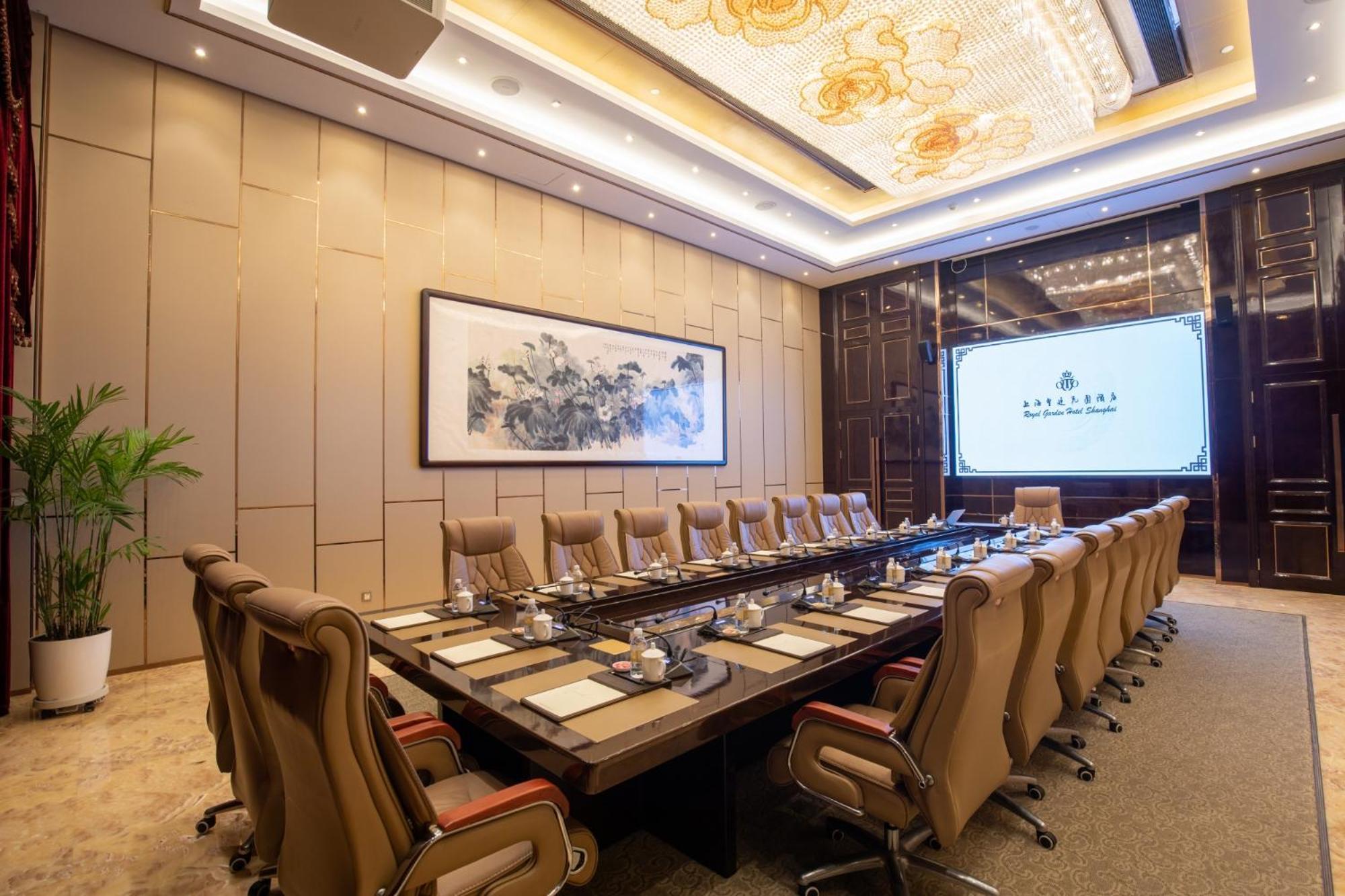 Royal Garden Hotel Shanghai-Free Shuttle To And From Disney & Pvg & Close Metro Line2 Easy To Sha New Expo Εξωτερικό φωτογραφία