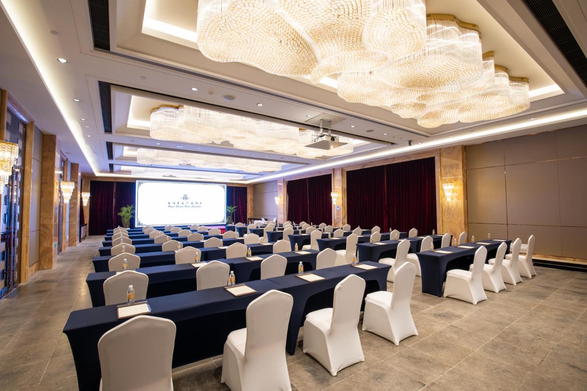 Royal Garden Hotel Shanghai-Free Shuttle To And From Disney & Pvg & Close Metro Line2 Easy To Sha New Expo Εξωτερικό φωτογραφία